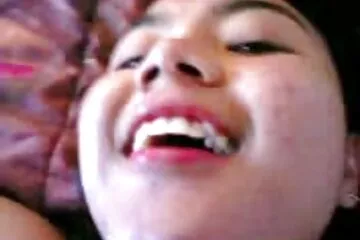 امرأة سمراء جميلة الجنس محلية الصنع مع صديقها سكسي يوناني قديم اللطيف