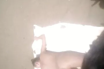 أم رطبة جميلة ذات ثدي كبير ومؤخرة دائرية انتهت في فمها سكسي ايطالي قديم بعد ممارسة الجنس في الحمام