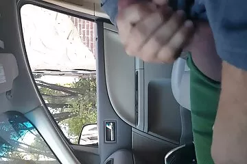 بدون مص ، لا تستطيع الزوجة الأمريكية سكسي ياباني قديم اللاتينية الجلوس على قضيب المؤمنين.