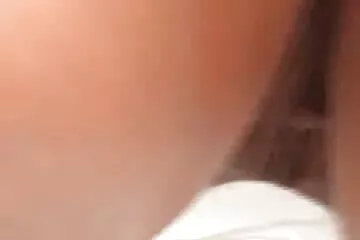 استيقظت الآسيوية النائمة على واجباتها افلام سكسي قديم الشفوية