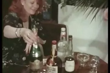 بدأ زوج تشيكي الفاتن يفتقر إلى ممارسة الجنس الزوجي بسبب رجل أسود له عضو سكسي امريكي قديم كبير