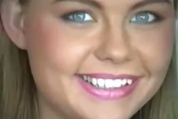 الشرج محلية سكسي يوناني قديم الصنع مع شخص غريب جميل في قناع تنكري