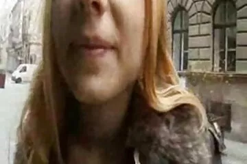 الفتاة الجميلة ممتنة جدًا لعشيقها الجديد لهذا الجنس اللطيف على ضوء الشموع سكسي قديم مترجم