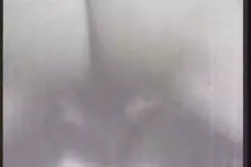 زنجي مع عضوة كبيرة يثير حماسة عاهرة بيضاء قديم سكسي صغيرة
