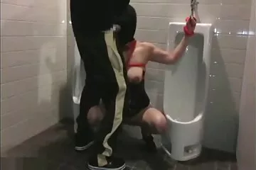 يعلم الرجل زوجته سكسي عراقي قديم الطاعة الزوجية من خلال المص والجنس المهبلي