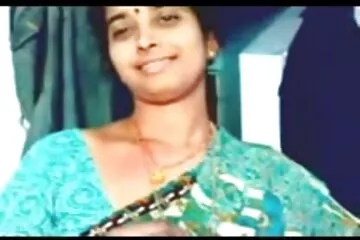 عرض كاميرا ويب خاص مع امرأة سمراء شابة فلم سكسي قديم في جوارب طويلة سوداء ، بتكليف من pornhub.