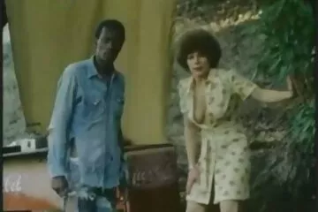 الاستمناء موقع سكسي قديم الأنثوي لجمال ساحر مع قضيب اصطناعي كبير